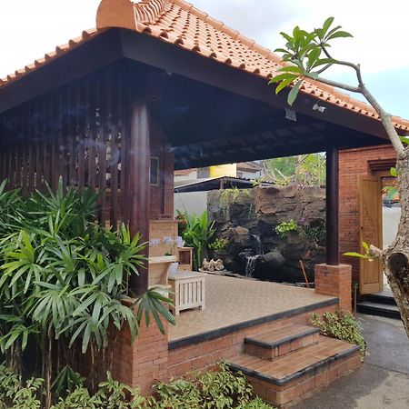 Poedja Villa Jimbaran 外观 照片